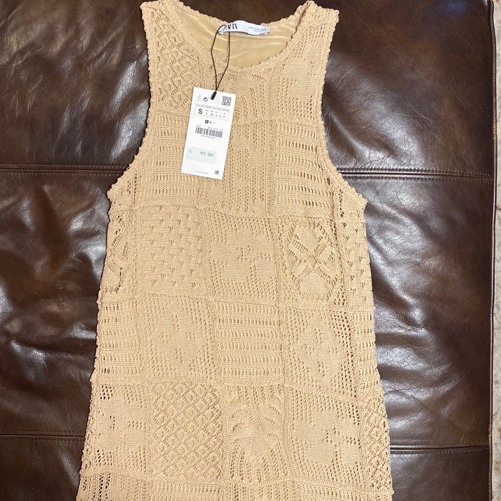Zara sleeveless midi lace dress with underlay slip